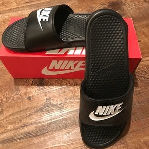 Nike slides